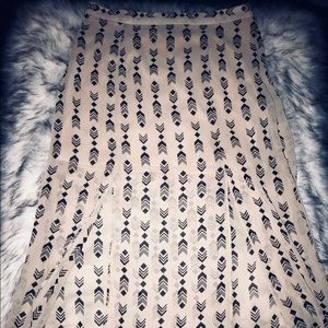 Maxi skirt